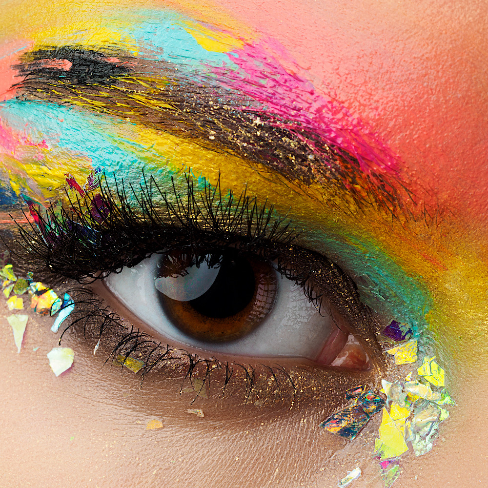 100% of mica is coloured with titanium dioxide + dyes